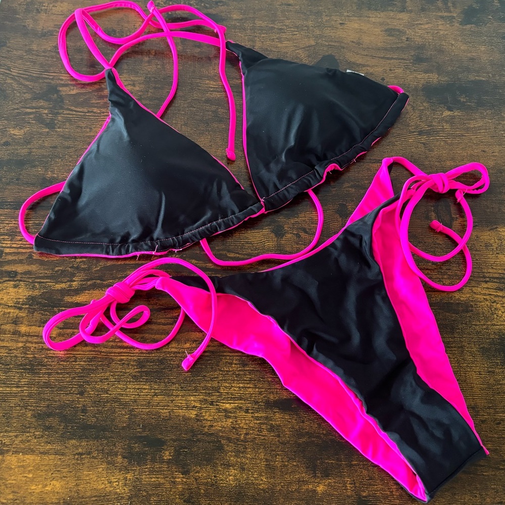 Black/Pink Reversible Bikini